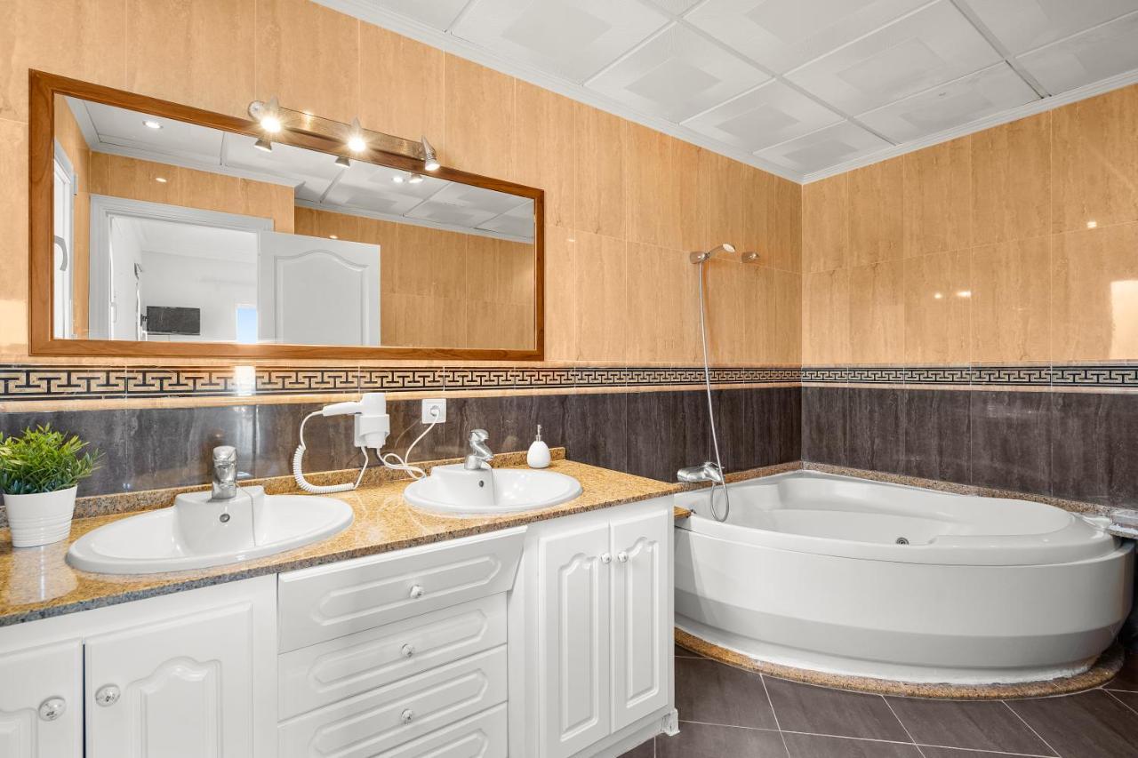 Punta Prima Apartments Εξωτερικό φωτογραφία